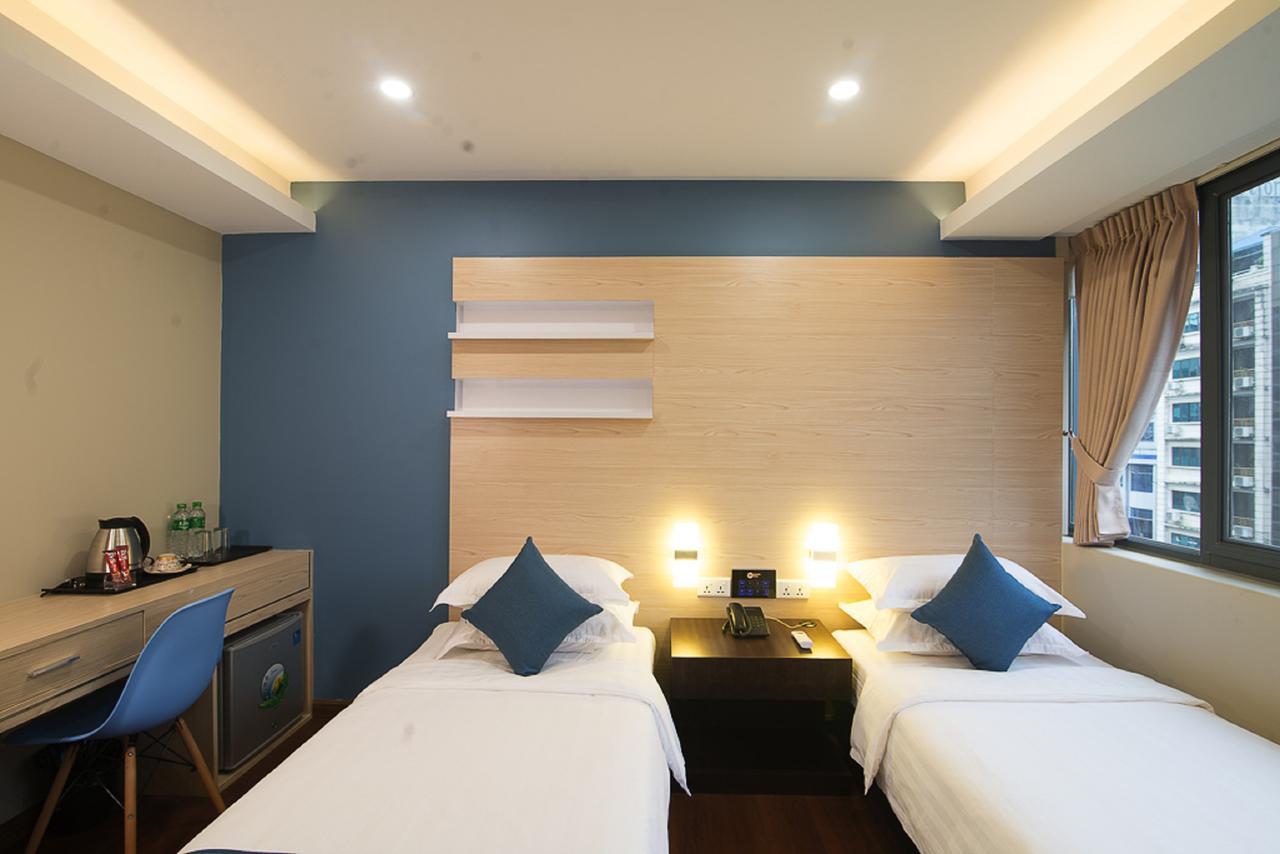 Eastern Hotel Yangon Bagian luar foto