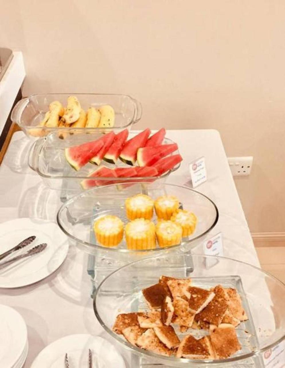 Eastern Hotel Yangon Bagian luar foto